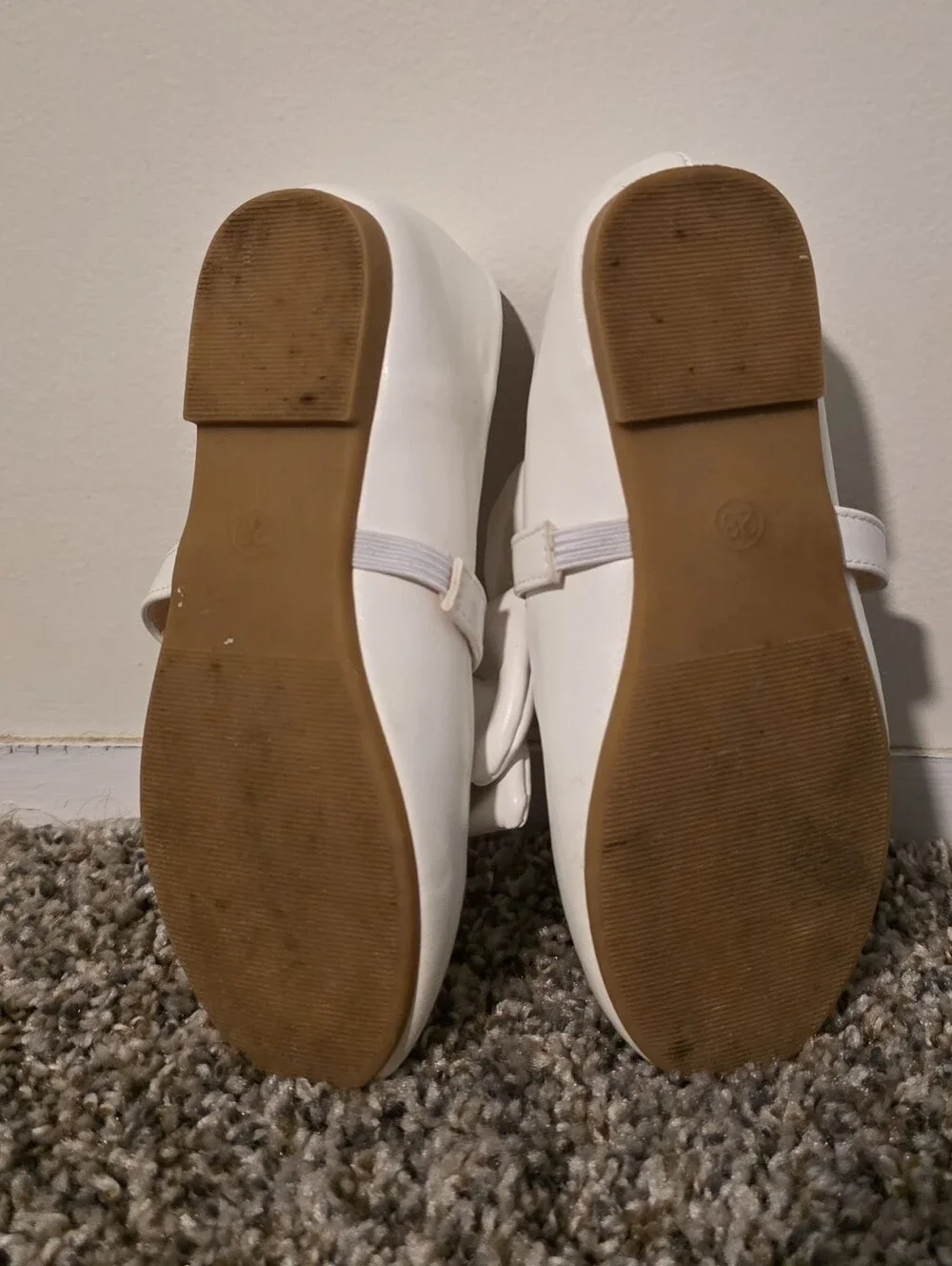 Girls' White, Leather, Bow Ballet Flats - Size 28 (11)